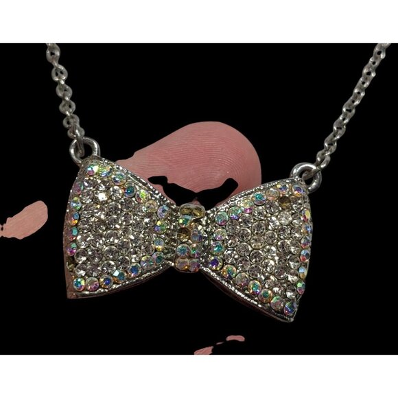 Coquette Glam Aurora Borealis Rhinestone Bow Necklace - Picture 7 of 10
